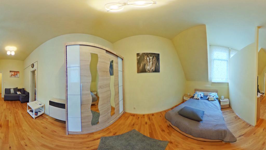Apartamenty Marco - Stare Miasto - Super Wi Fi Krakkó Kültér fotó